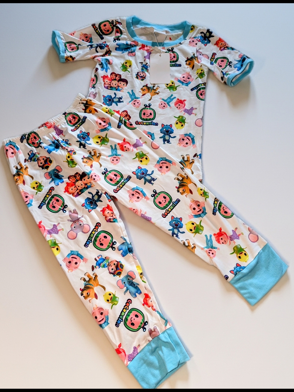 NWT CoComelon Kids Pajama Set - Blue Trim Cartoon Characters. Size 5T - 6T